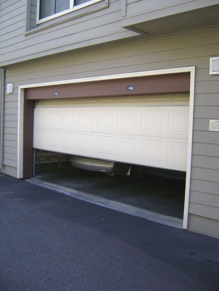 Garage door opener won't close